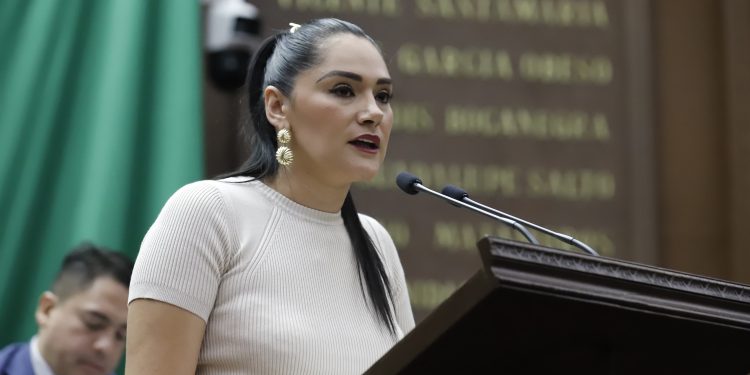 En Michoacán debemos garantizar el derecho humano a un medio ambiente sano: Diana Espinoza, al presentar reforma a Ley Ambiental del Estado