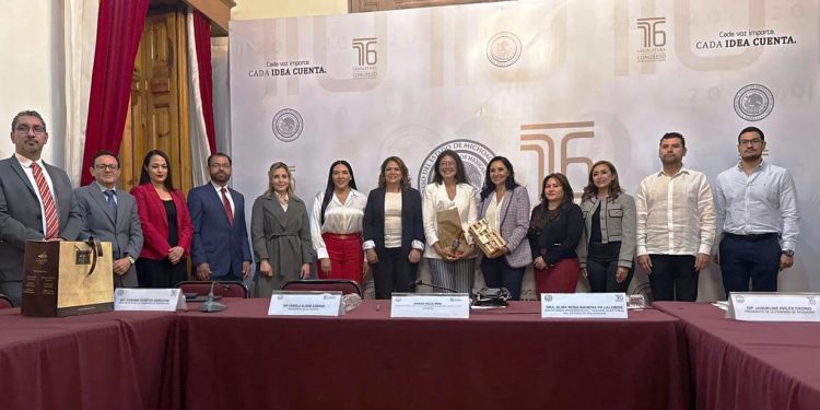 Desde Congreso del Estado haremos lo necesario por acompañar y proteger a los migrantes michoacanos: Fabiola Alanís