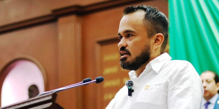 Cae red de abusos: Congreso aprueba propuesta de Hugo Rangel para frenar corrupción en grúas y corralones