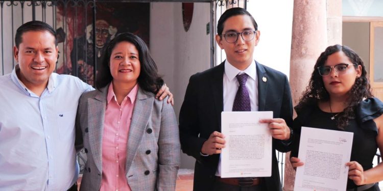 Hugo Rangel y el Colegio de Economistas proponen reforma para fortalecer la planeación municipal