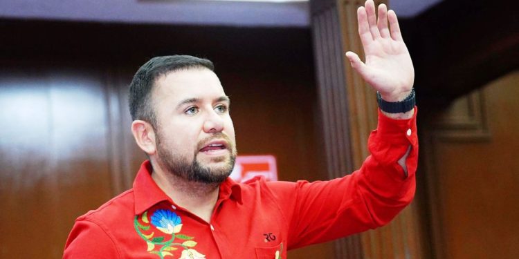 Pleno avala reforma presentada por Reyes Galindo la cual impulsa políticas públicas para prevenir sobrepeso y obesidad en el entorno laboral