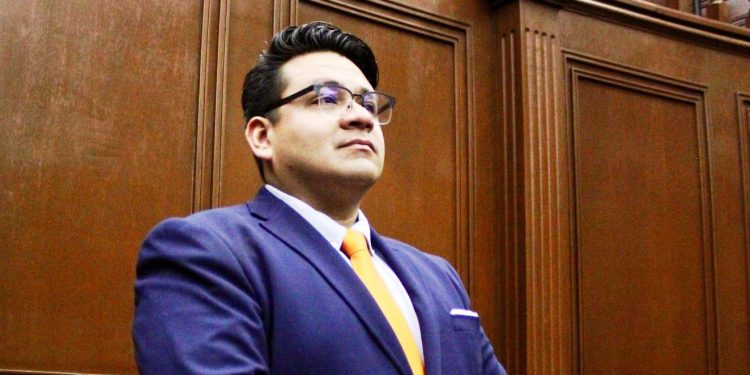 Condena Toño Carreño el asesinato del presidente de Tacámbaro y su escolta