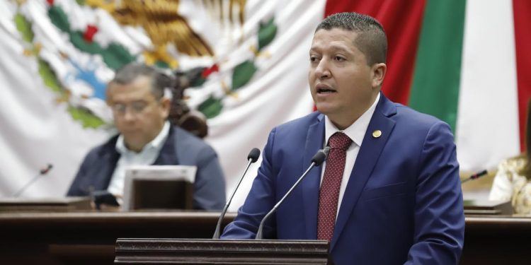 Presenta GPPT iniciativa para garantizar permisos a base trabajadora para acceder a servicios de salud preventivos