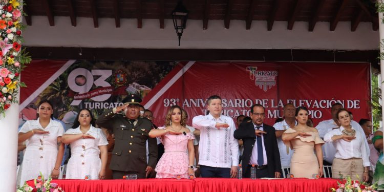 Asiste VGN a conmemoración del 93 aniversario de elevación a municipio de Turicato