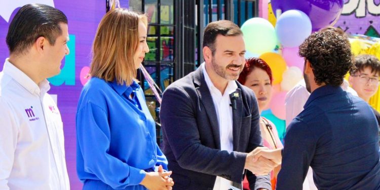 Jóvenes y familias transforman su entorno en Spot+ Villas del Pedregal