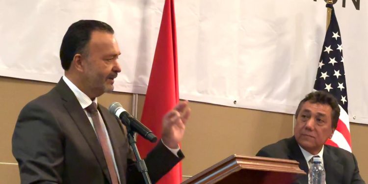 Julio Arreola participa en cumbre internacional contra el consumo de fentanilo