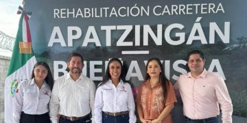 Buenavista Tomatlán agradece el respaldo del gobernador en el arranque de la carretera