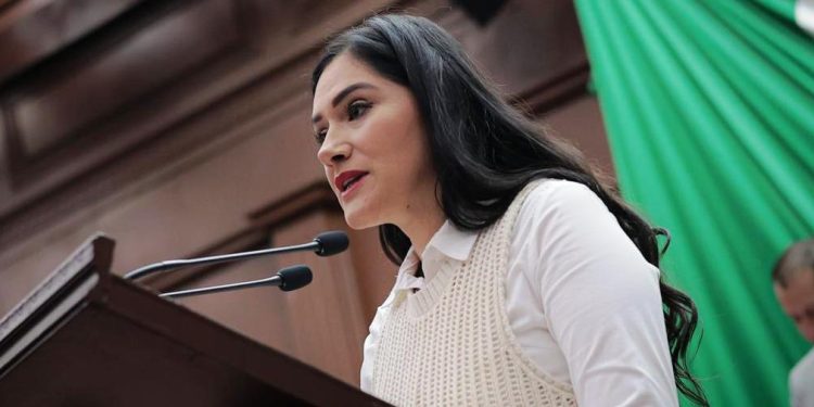 Propone Diana Espinoza, revisiones médicas anuales para transportistas