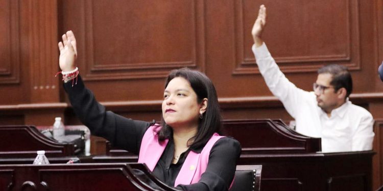 Eréndira Isauro propone reforma para reconocer derechos de comunidades afromexicanas e indígenas en Michoacán