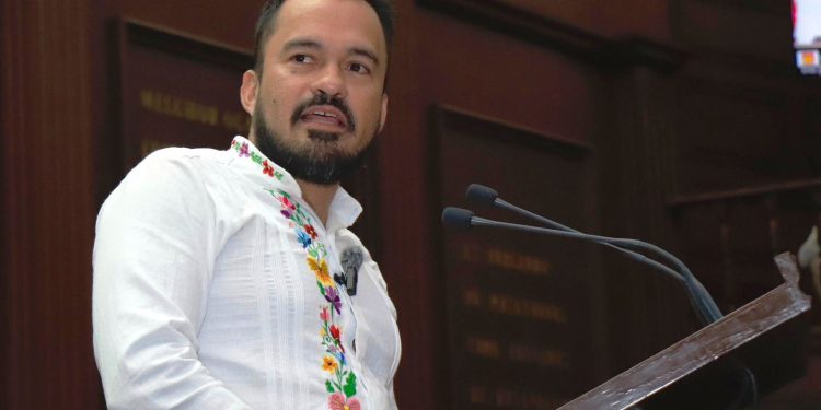 La Fiscalía debe ser un brazo pacificador: Hugo Rangel