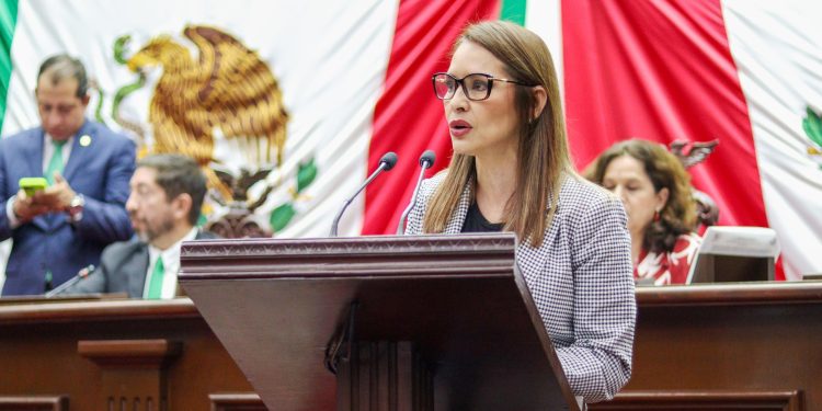 Impulsa Nalleli Pedraza incluir figura de Guía Sombra en Ley de Educación