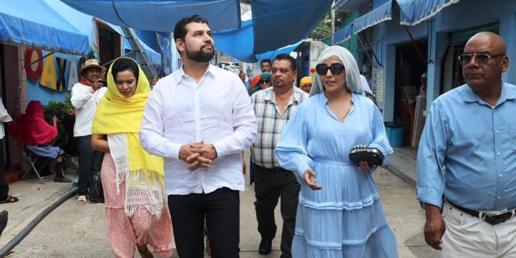 Octavio Ocampo visita La Ermita Nueva Jerusalén en el marco de una de las festividades más importantes de la comunidad