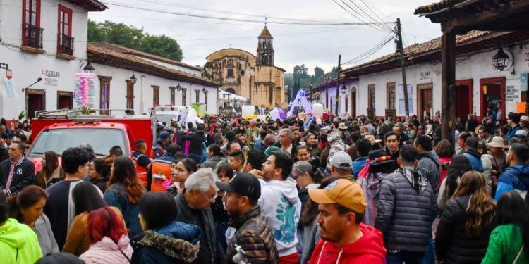 Cantoya Fest 2025 rompe récords en Pátzcuaro: afluencia histórica, saldo blanco y gran derrama económica