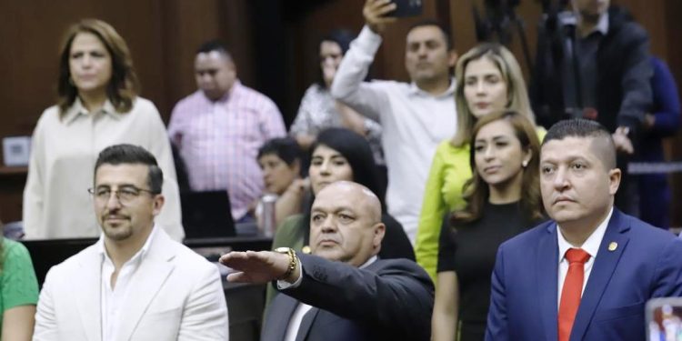 Designa Congreso del Estado al presidente y la presidenta sustitutos de Tacámbaro y Tepalcatepec