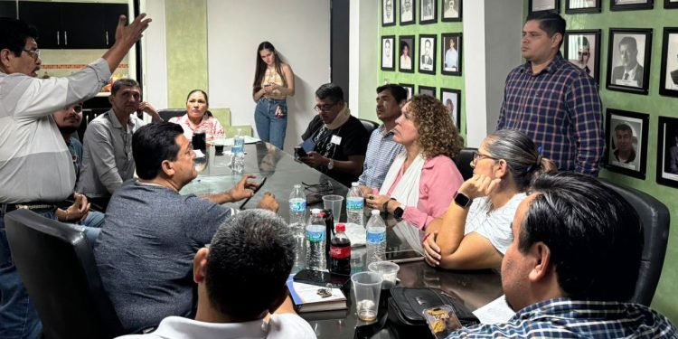 Cabildo de Buenavista Tomatlán reitera compromiso social en la función pública