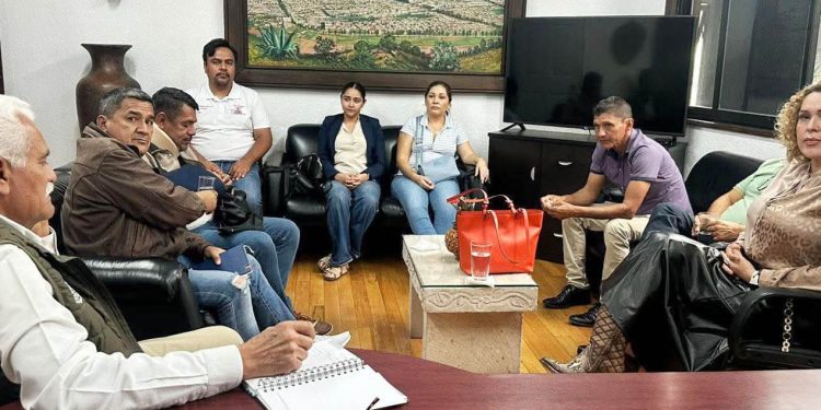 Gobierno de Michoacán atiende gestiones prioritarias del ayuntamiento de Buenavista Tomatlán