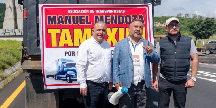 Carlos Quintana y diputado José Manuel Hinojosa logran liberar Autopista de Occidente