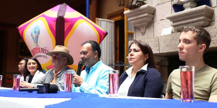 Julio Arreola presenta el Cantoya Fest 2025: más grande, más colorido y con Río Roma en Pátzcuaro
