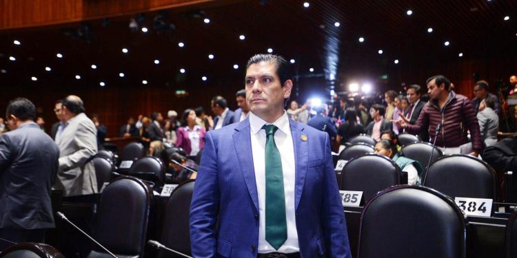 Ernesto Núñez Aguilar presentó paquete de iniciativas en favor de la seguridad, el medio ambiente y la justicia social