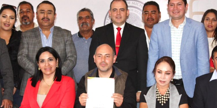 Presenta Tarímbaro iniciativa para incrementar a siete sus tenencias