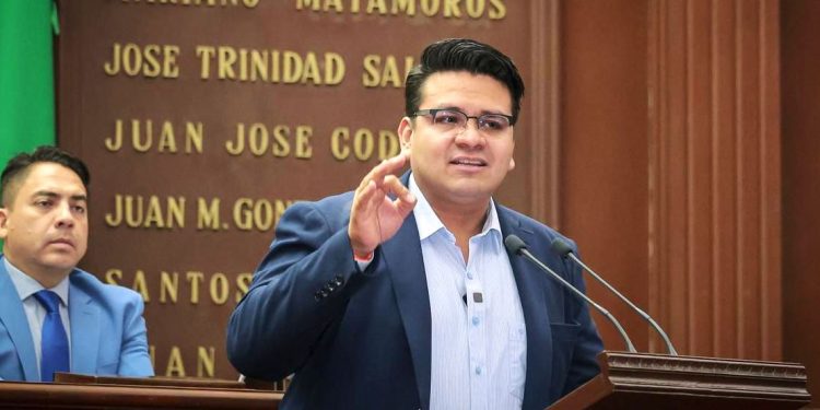 En Michoacán a la niñez no se le toca: Toño Carreño