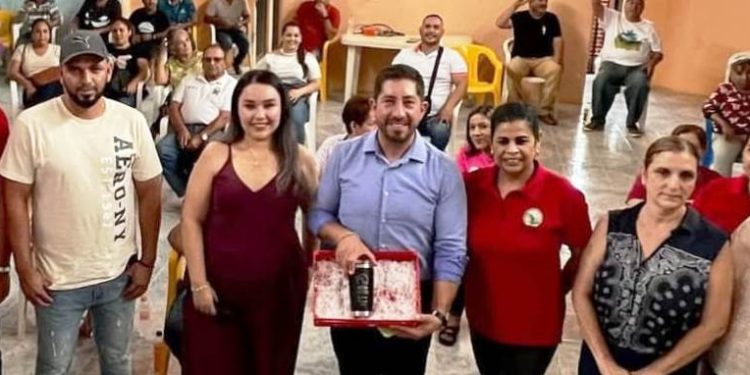 Firme el compromiso con la clase trabajadora, así lo reitera el diputado local Abraham Espinoza Villa