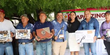 La presidenta Fanny Arreola fortalece al personal municipal con entrega de material y equipamiento