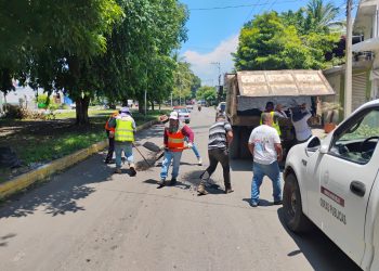 Gobierno de Apatzingán Arranca campaña de bacheo
