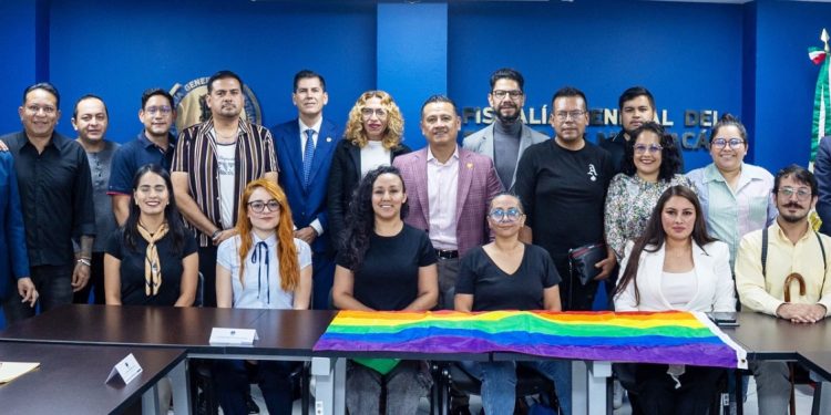 Traza FGE ruta de trabajo con colectivas LGBTQ+