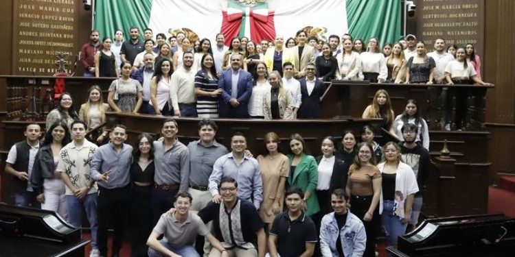 Iniciativas juveniles serán respaldadas por el Grupo Parlamentario del PRD en el Congreso del Estado