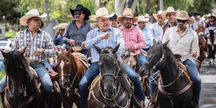 «Tengo un compromiso con el campo de Michoacán»: Raúl Morón