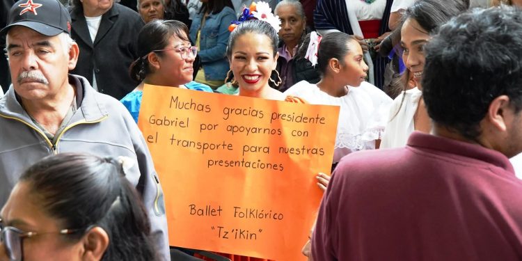 Respaldo y reconocimiento de la ciudadanía al gobierno de Charo