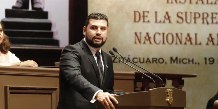 En representación del Congreso, Octavio Ocampo llama a la unidad y a la construcción de un Michoacán con paz y justicia