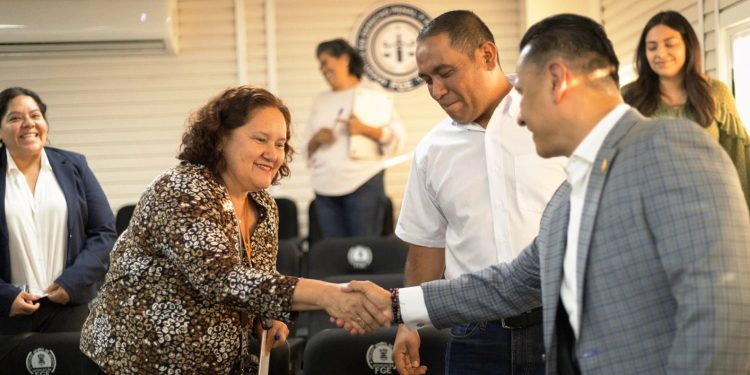 Con sensibilidad, compromiso y trabajo interinstitucional, la FGE fortalecerá acciones de búsqueda de personas: Carlos Torres Piña