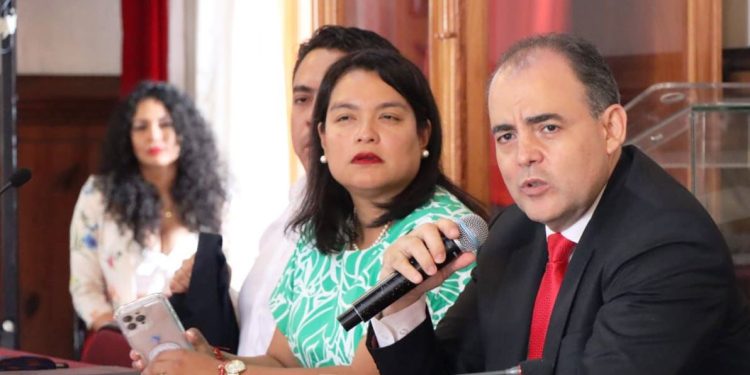 Baltazar Gaona señala incumplimiento de 17 cabildos en entrega de informes de gobierno