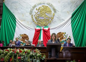 Durante Cuarto Informe de Gobierno, convoca Brissa Arroyo a “vencer juntos los desafíos de Michoacán”