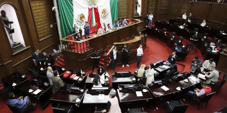 Avala 76 Legislatura reforma constitucional para que Senado ratifique grados superiores de la Guardia Nacional