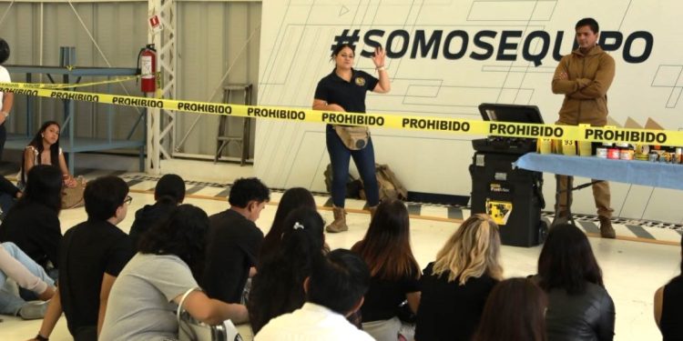 Fiscalía General fortalece formación académica con recorrido guiado dirigido para alumnado de la UMSNH