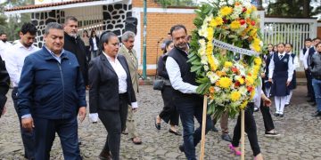 Julio Arreola encabeza conmemoración del natalicio de José María Morelos con instituciones educativas