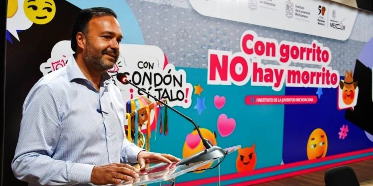 Julio Arreola Impulsa en Pátzcuaro la Campaña “Con Gorrito no hay Morrito”