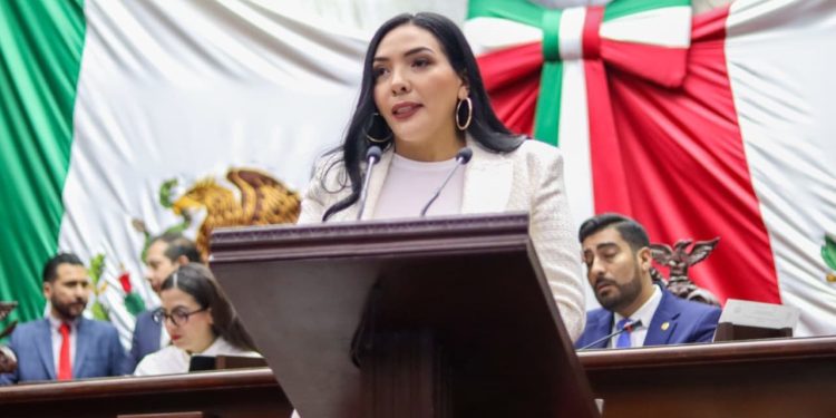 GPPRI respalda reforma constitucional para tipificar la extorsión como delito federal: Adriana Campos