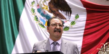 REGINALDO SANDOVAL CELEBRA QUE MÁS MEXICANOS RECUPEREN LA BANCA NACIONAL