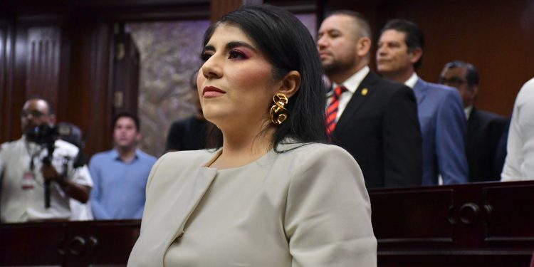 “Michoacán merece más que propaganda y espectáculos”: Vanhe Caratachea