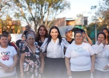 Adriana Campos cumple y beneficia a más de 2 mil familias en su primer año legislativo