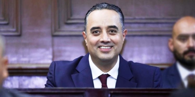 Juan Pablo Celis reconoce avances en Michoacán luego de que Congreso recibiera IV Informe de Gobierno del Ejecutivo