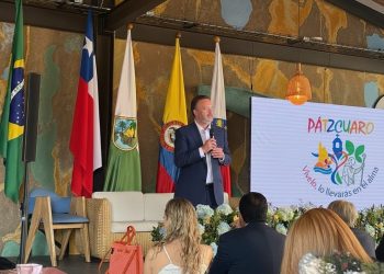 Julio Arreola lleva a Colombia la Marca Ciudad Pátzcuaro: Vívelo, lo Llevarás en el Alma