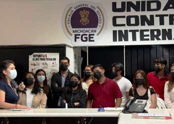 Recorrido a instalaciones de la FGE contribuye a la formación académica de estudiantes