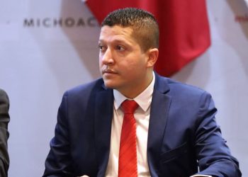 Revisa Vicente Gómez proceso de transición de magistraturas electas