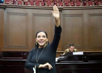 Congreso aprobó iniciativa de Adriana Campos para integrar a migrantes profesionistas al desarrollo de Michoacán