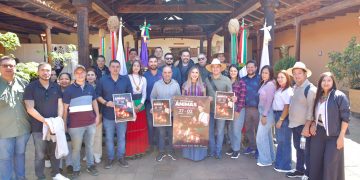 Santa Clara del Cobre enamora con su cultura y hospitalidad: recibe visita de autoridades colombianas durante la presentación del Festival de las Ánimas 2025